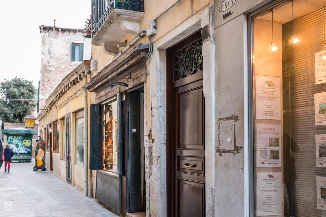 Doge'S Pantheon & St.Mark School In Hidden Veneza Exterior foto